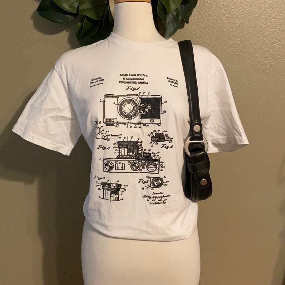 Soft white T-shirt Size M, GUC